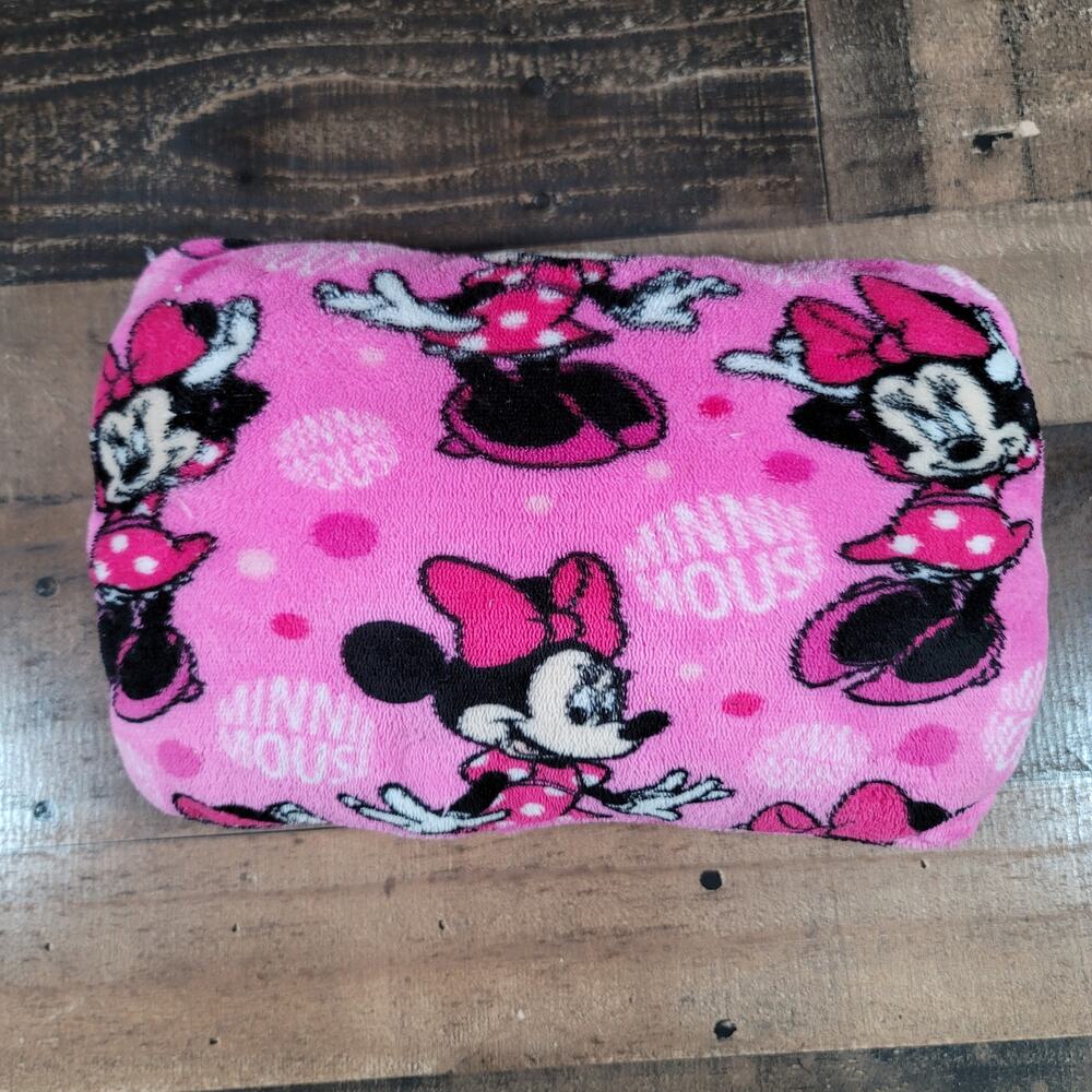 Minnie Mouse 12" X 8" Plush Pillow